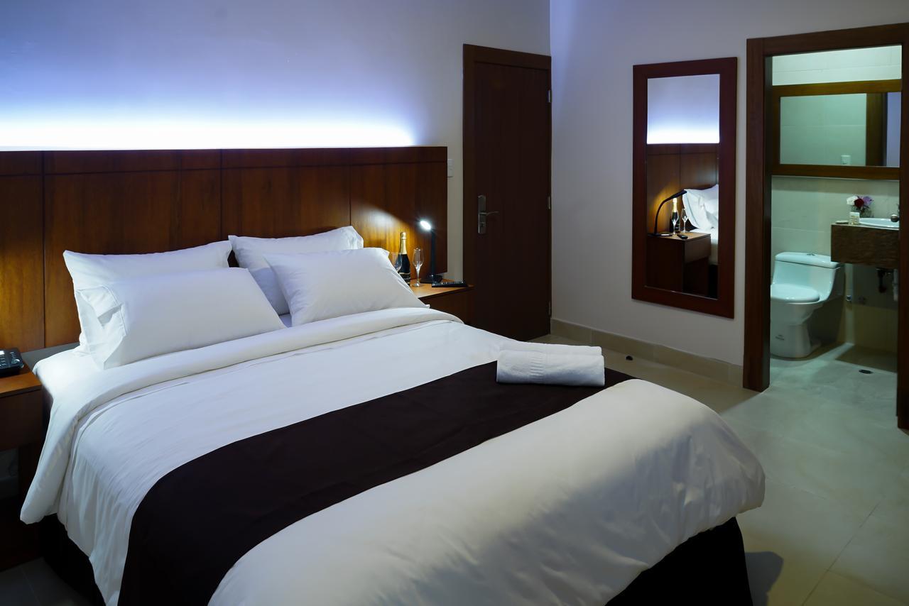 Hotel La Ria Durán Екстериор снимка